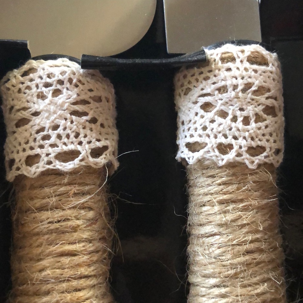 Knifes - Picture 2 of 5